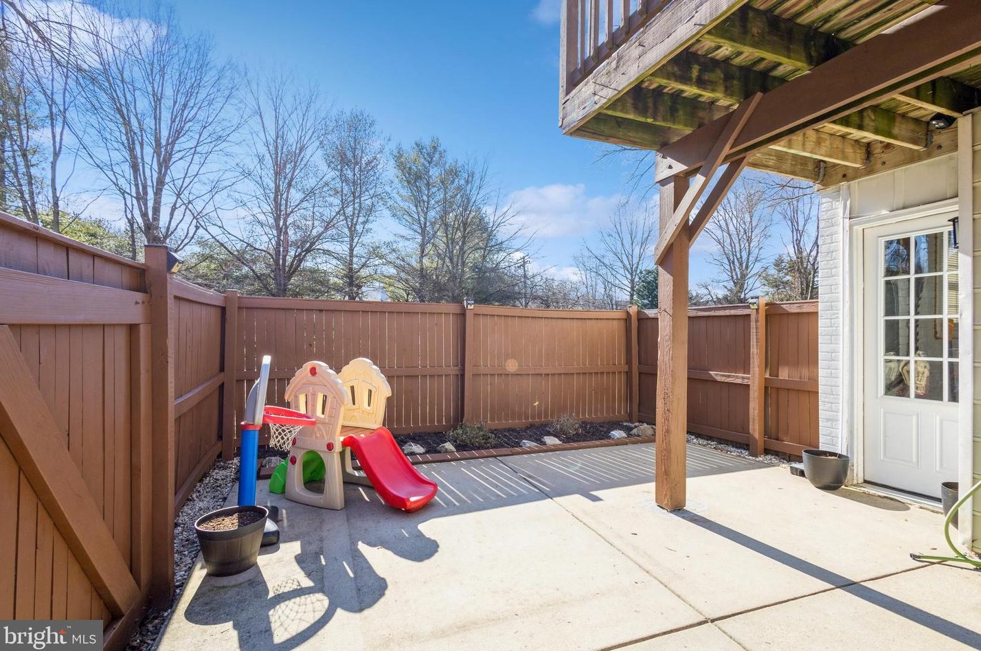 1551 Lowell Ct, Crofton MD exterior