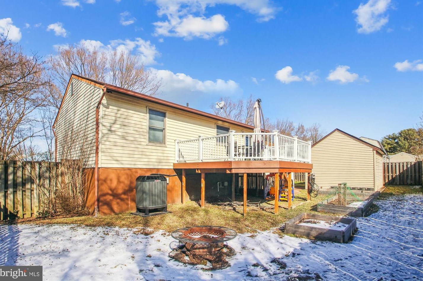 713 Kraft Ct, Glen Burnie MD  21061-4889 exterior