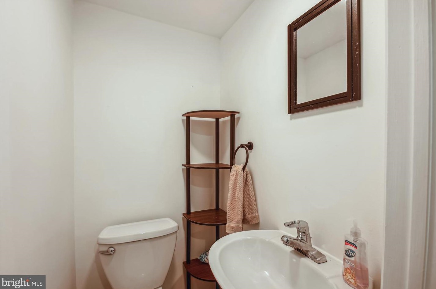 713 Kraft Ct, Glen Burnie MD  21061-4889 exterior