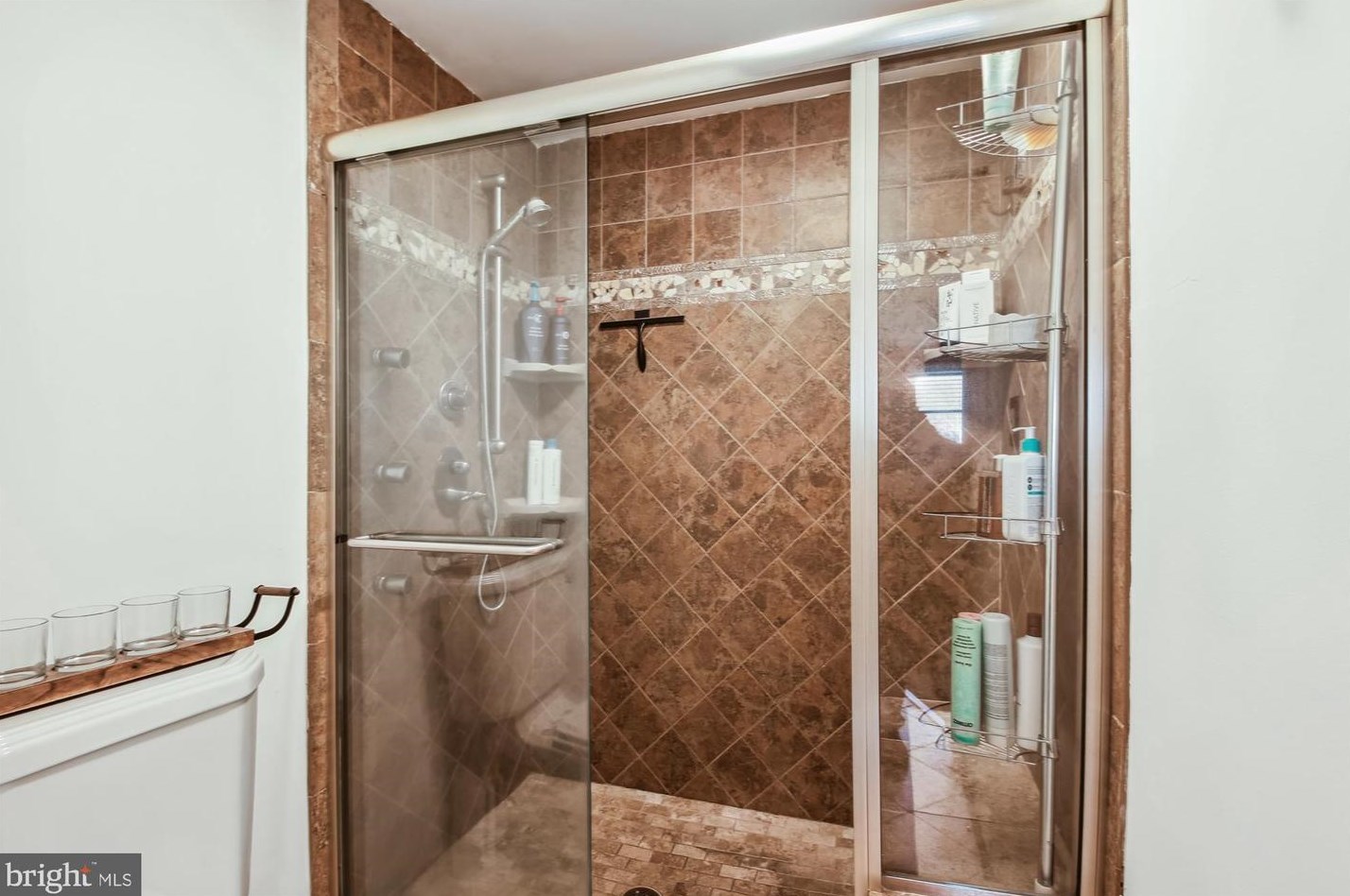 713 Kraft Ct, Glen Burnie MD  21061-4889 exterior