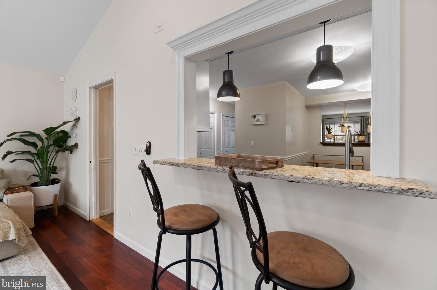 413 Fairmount Dr, Edgewater MD  21037-2922 exterior