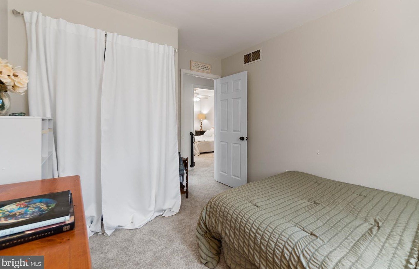 413 Fairmount Dr, Edgewater MD  21037-2922 exterior