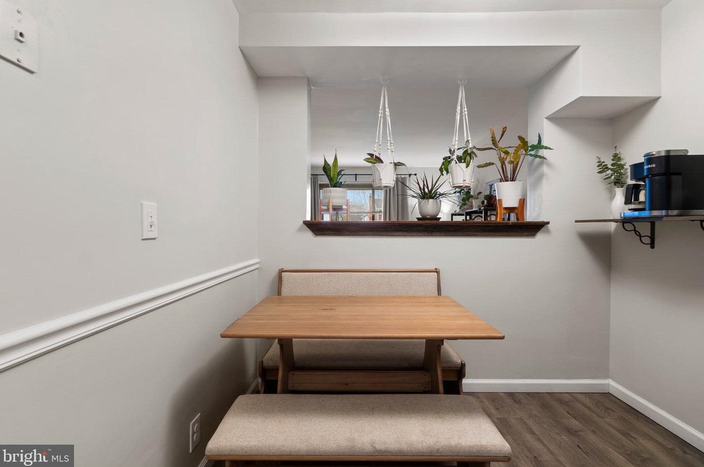 413 Fairmount Dr, Edgewater MD  21037-2922 exterior