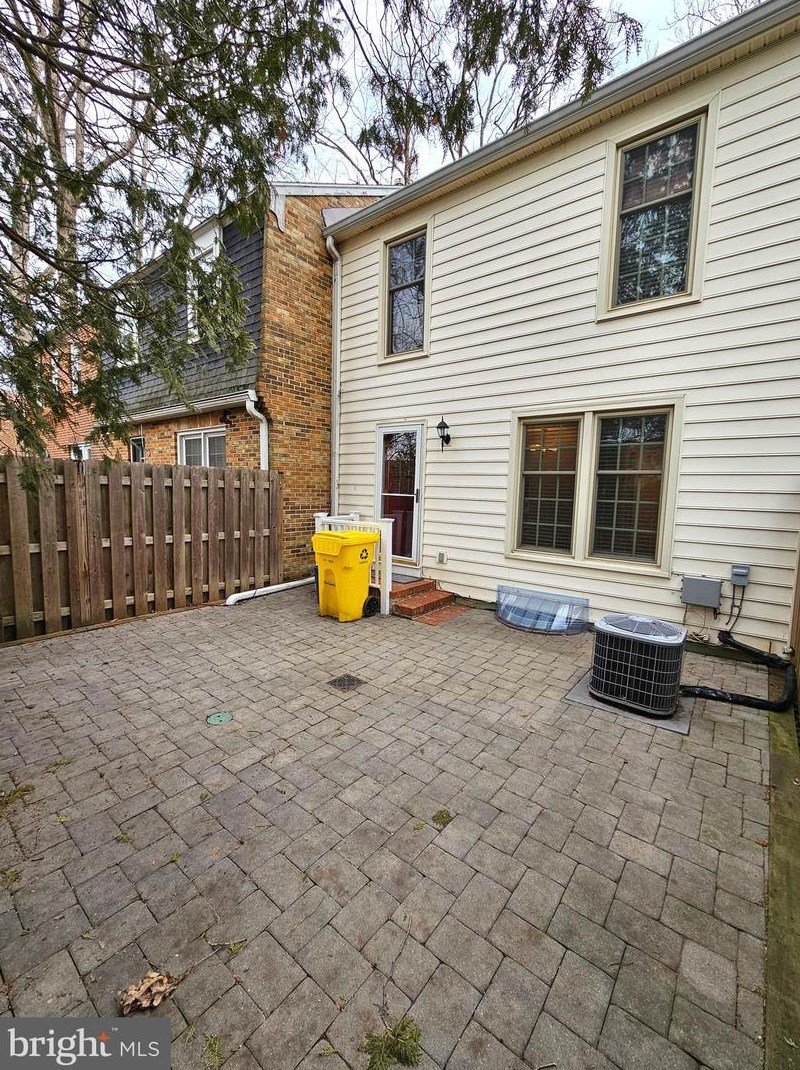 1720 Dryden Way, Crofton MD 21114-1412 exterior