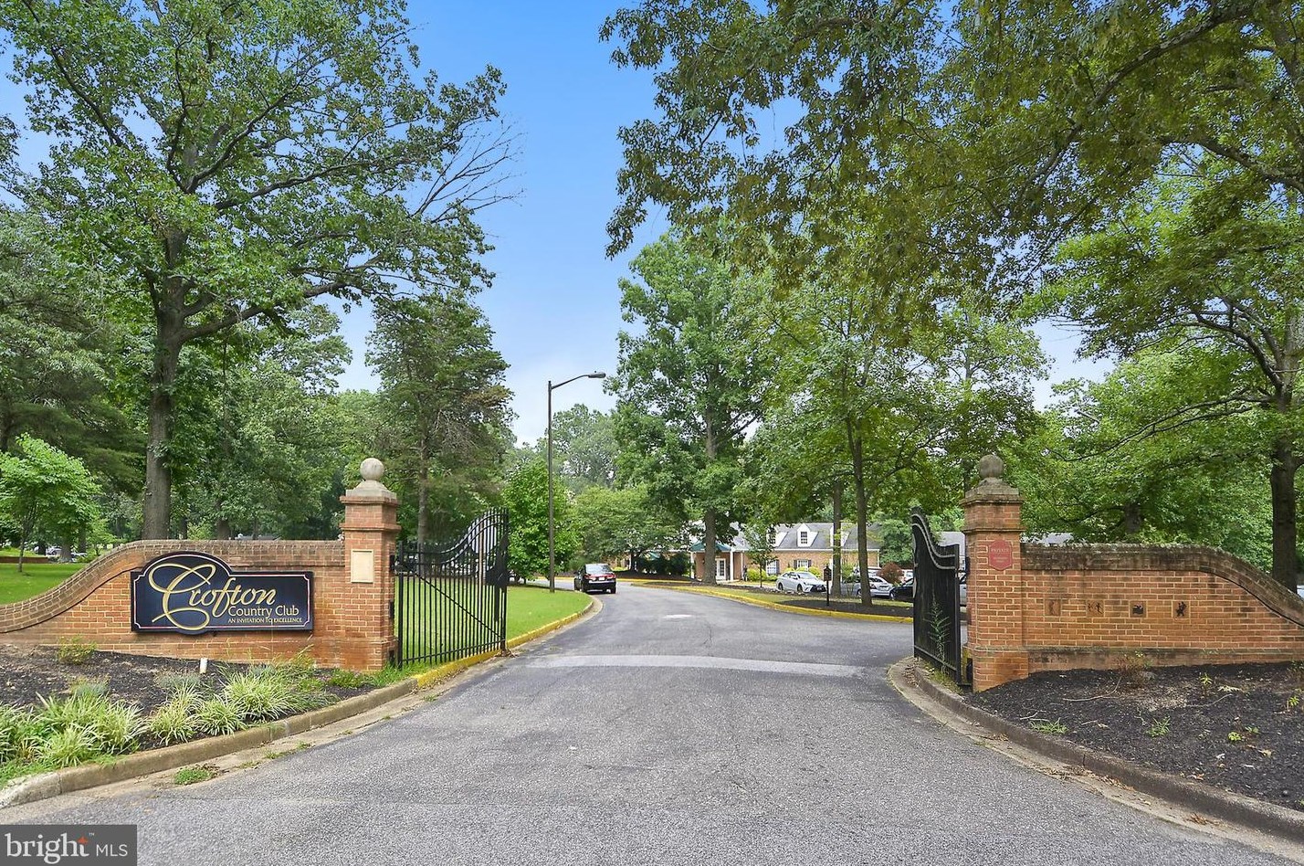 1636 Dryden Way, Crofton MD 21114-1411 exterior