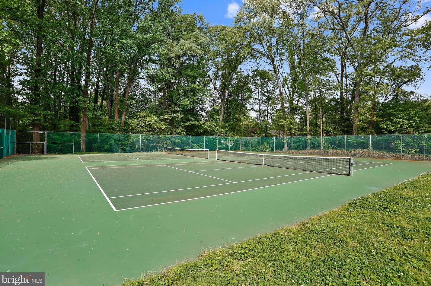 1636 Dryden Way, Crofton MD 21114-1411 exterior