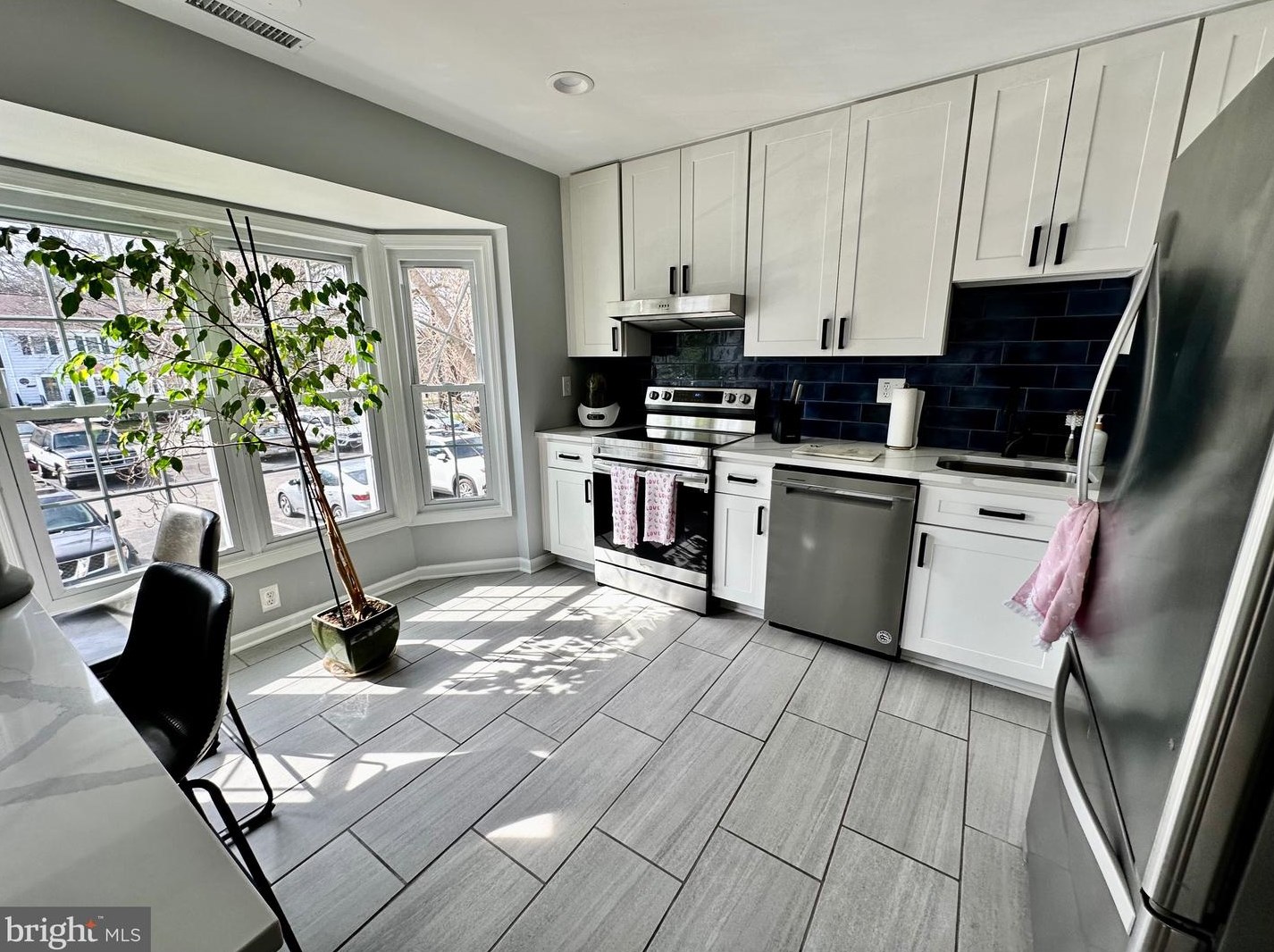 1456 Chatham Ct, Crofton MD  21114-1112 exterior