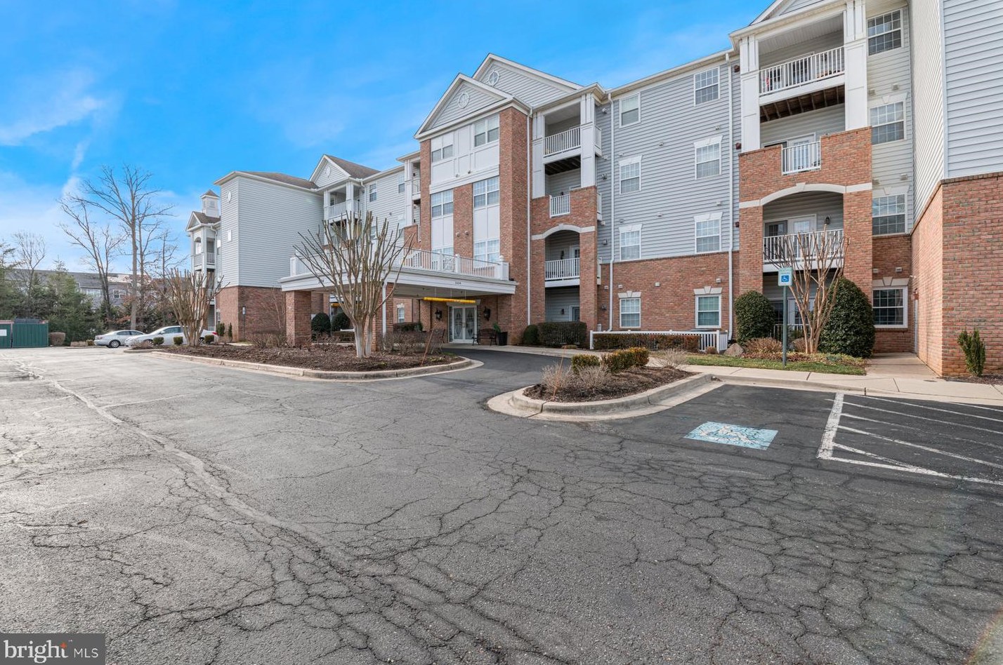 2604 Chapel Lake Dr, Gambrills MD  21054-1777 exterior