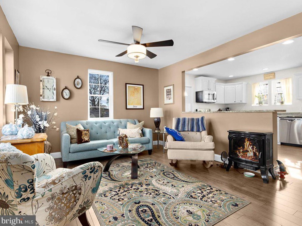 8028 Clark Station Rd, Severn MD  21144-2730 exterior