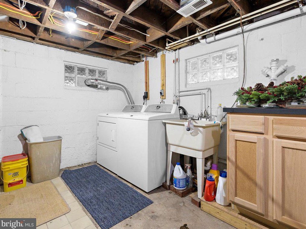 8028 Clark Station Rd, Severn MD  21144-2730 exterior