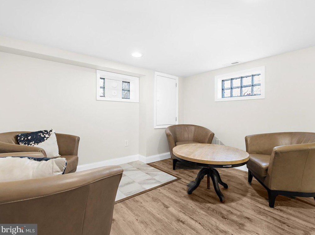 8028 Clark Station Rd, Severn MD  21144-2730 exterior