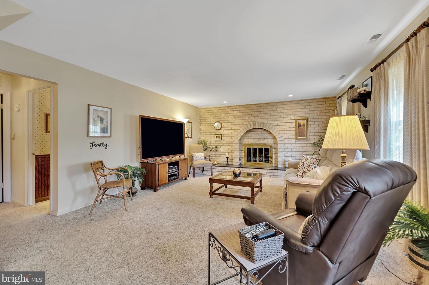 1801 Roxboro Pl, Crofton MD  21114-2513 exterior