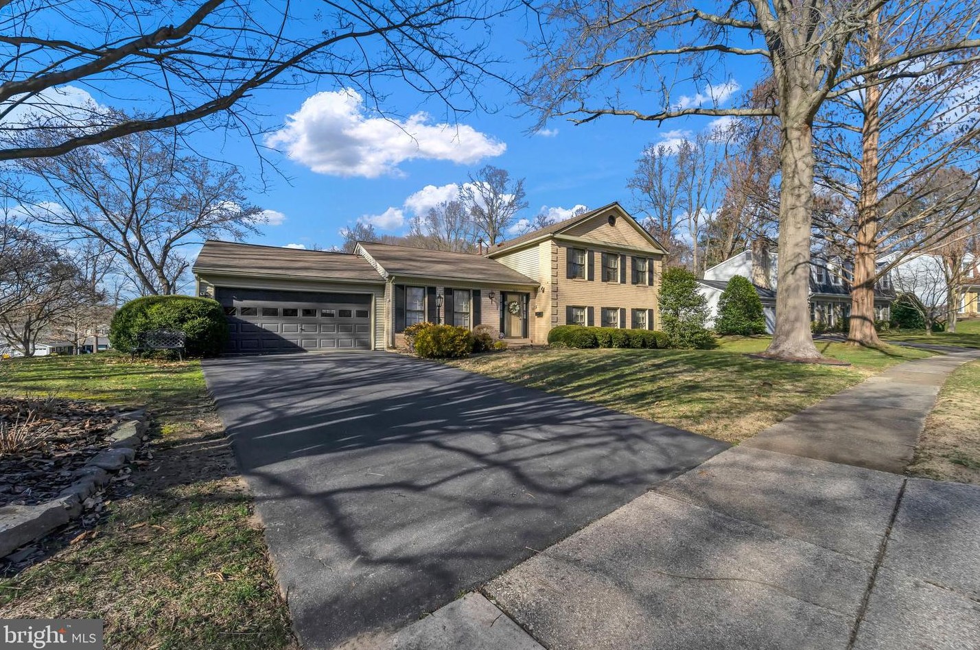 1801 Roxboro Pl, Crofton, MD 21114-2513