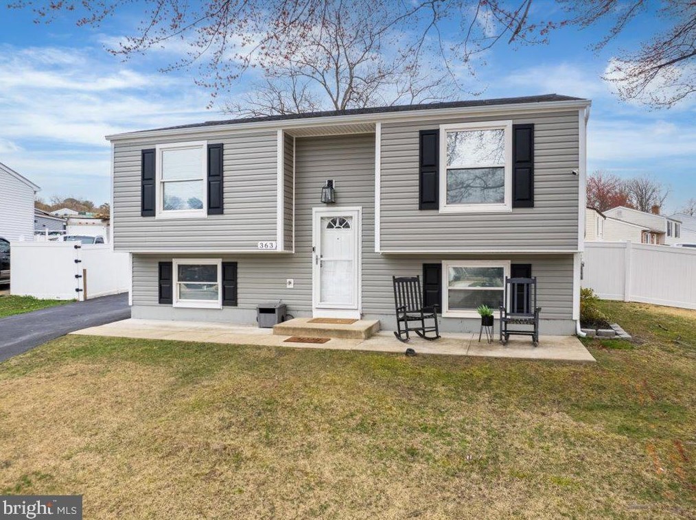 363 Cork Rd, Glen Burnie, MD 21060-8228