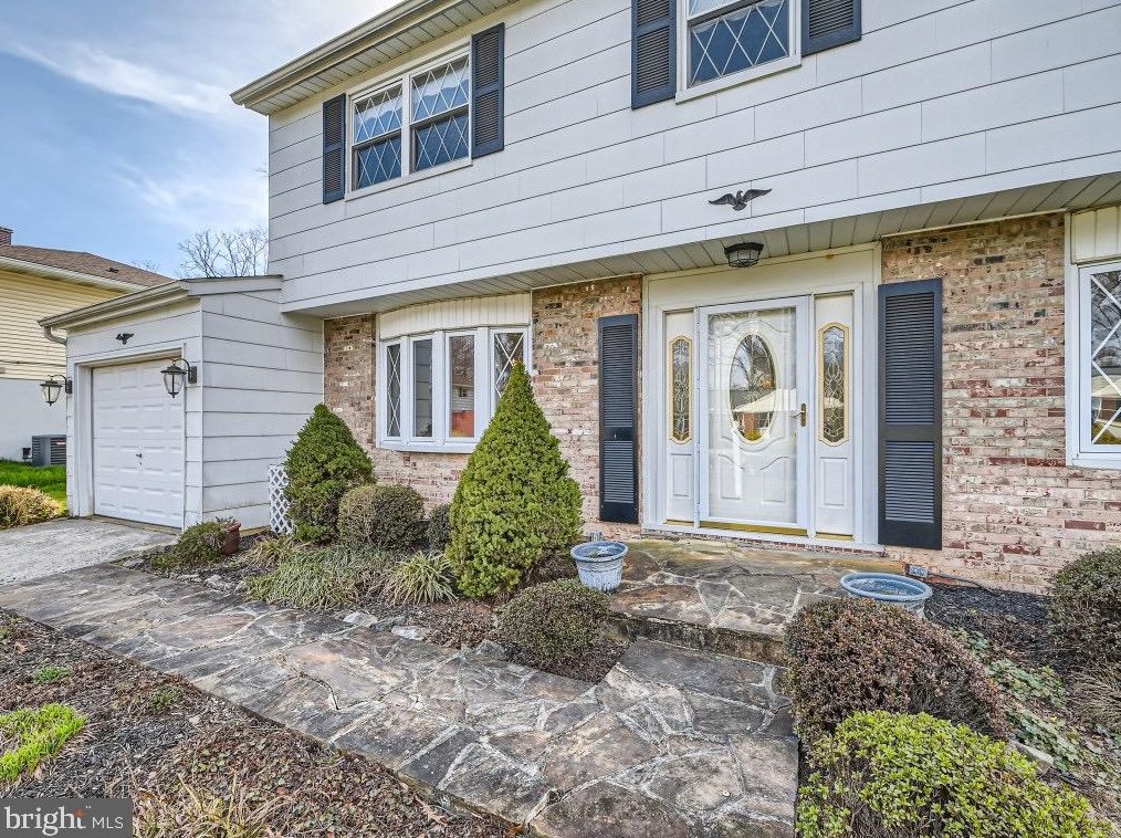 8013 Crownsway, Glen Burnie, MD 21061-6301