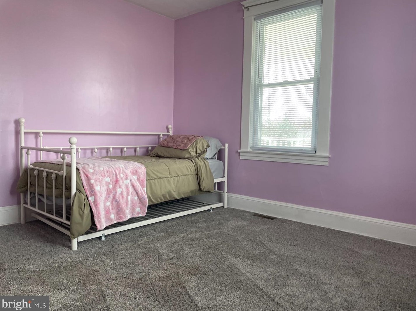 501 Matthews Ave, Baltimore MD  21225-3145 exterior