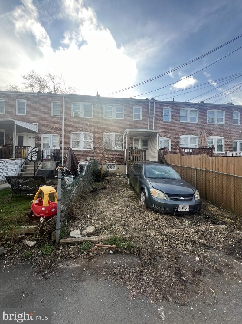 504 Old Riverside Rd, Baltimore, MD 21225-2654