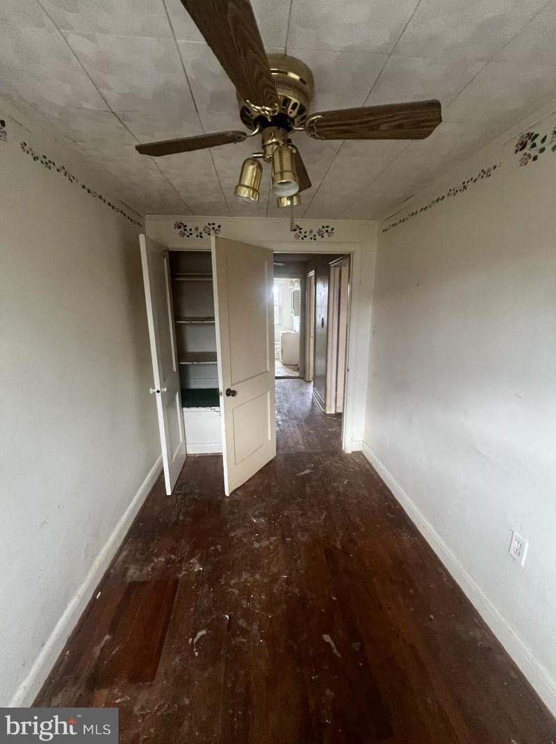 504 Old Riverside Rd, Baltimore MD  21225-2654 exterior