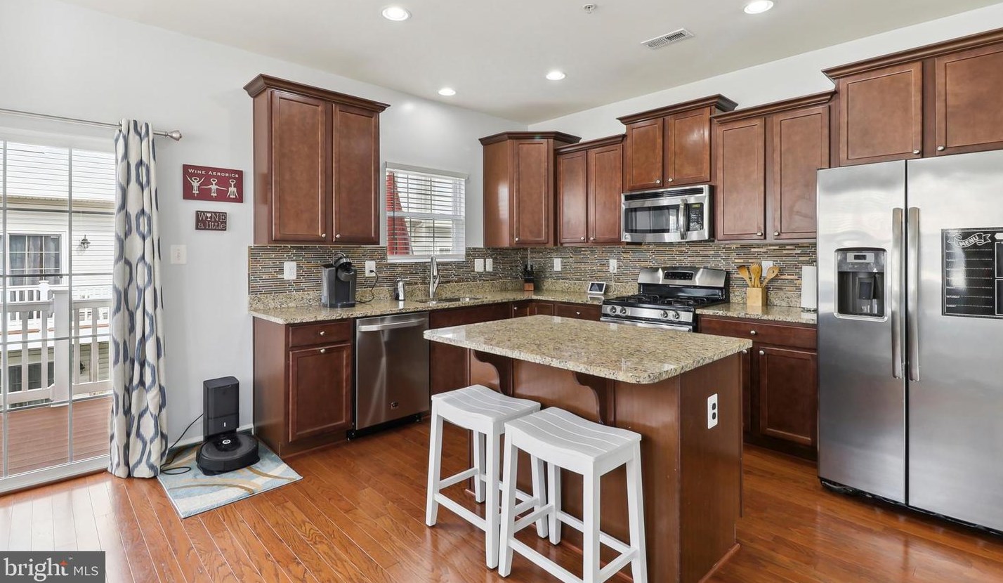 7711 Sentry Ter, Severn MD  21144-1168 exterior