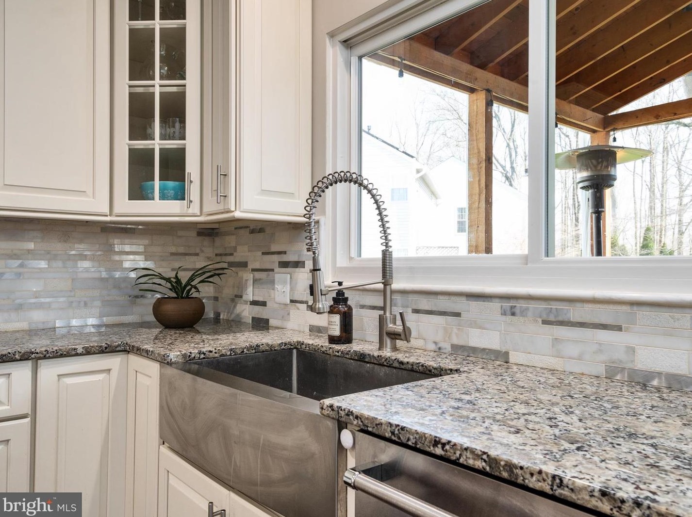 2403 Kemper Rd, Crofton MD  21114-2552 exterior