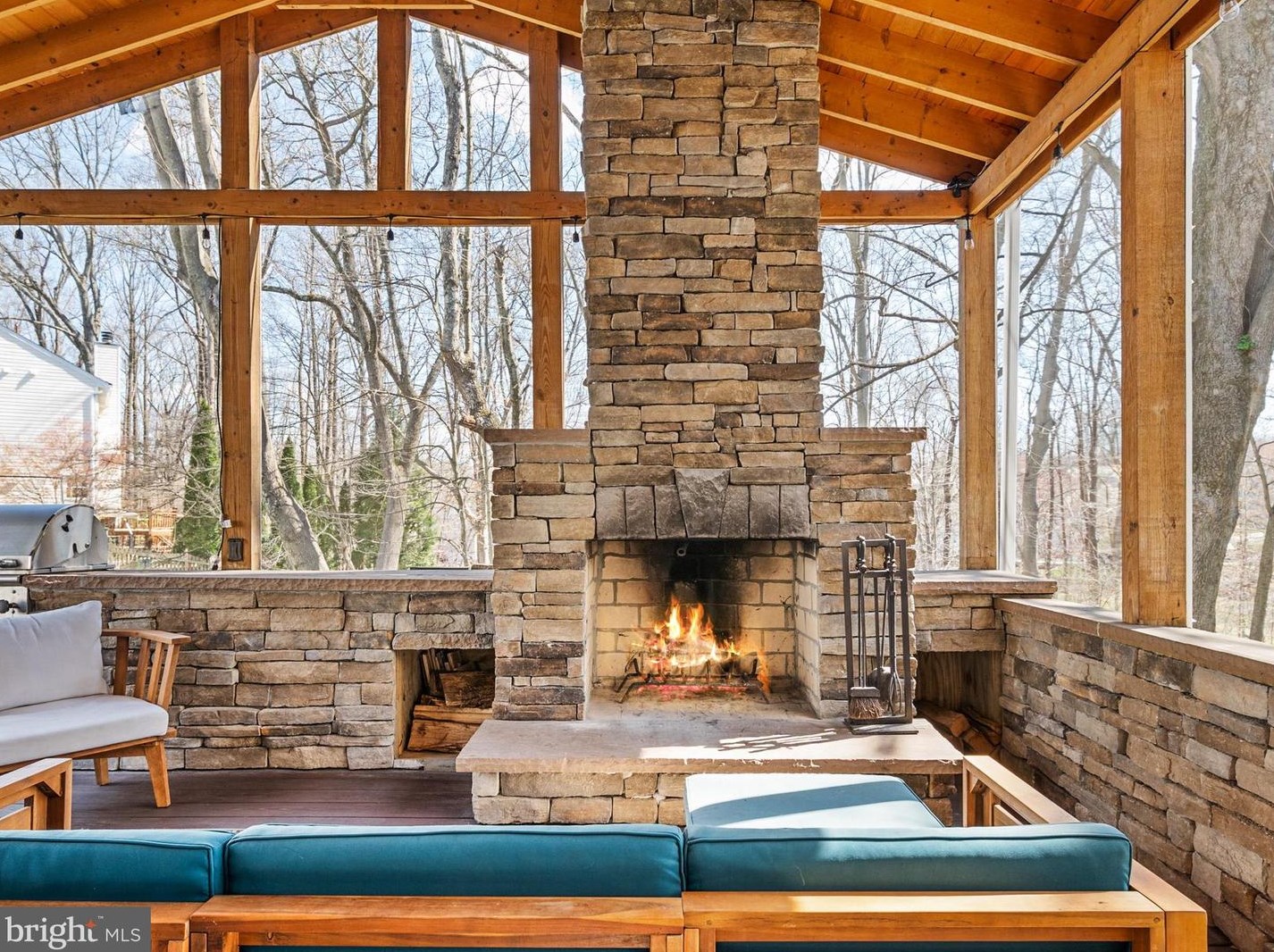 2403 Kemper Rd, Crofton MD  21114-2552 exterior