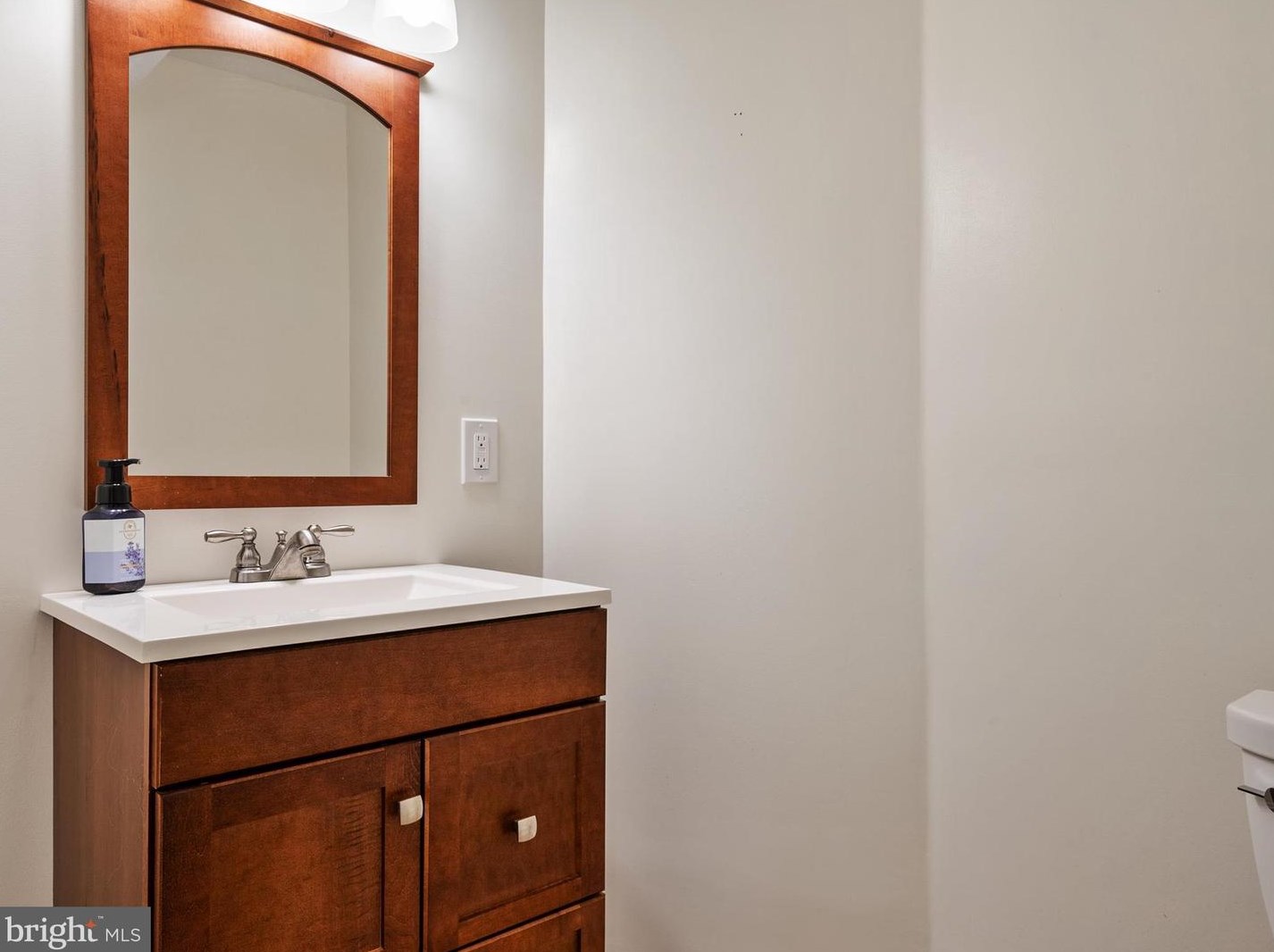 2403 Kemper Rd, Crofton MD  21114-2552 exterior