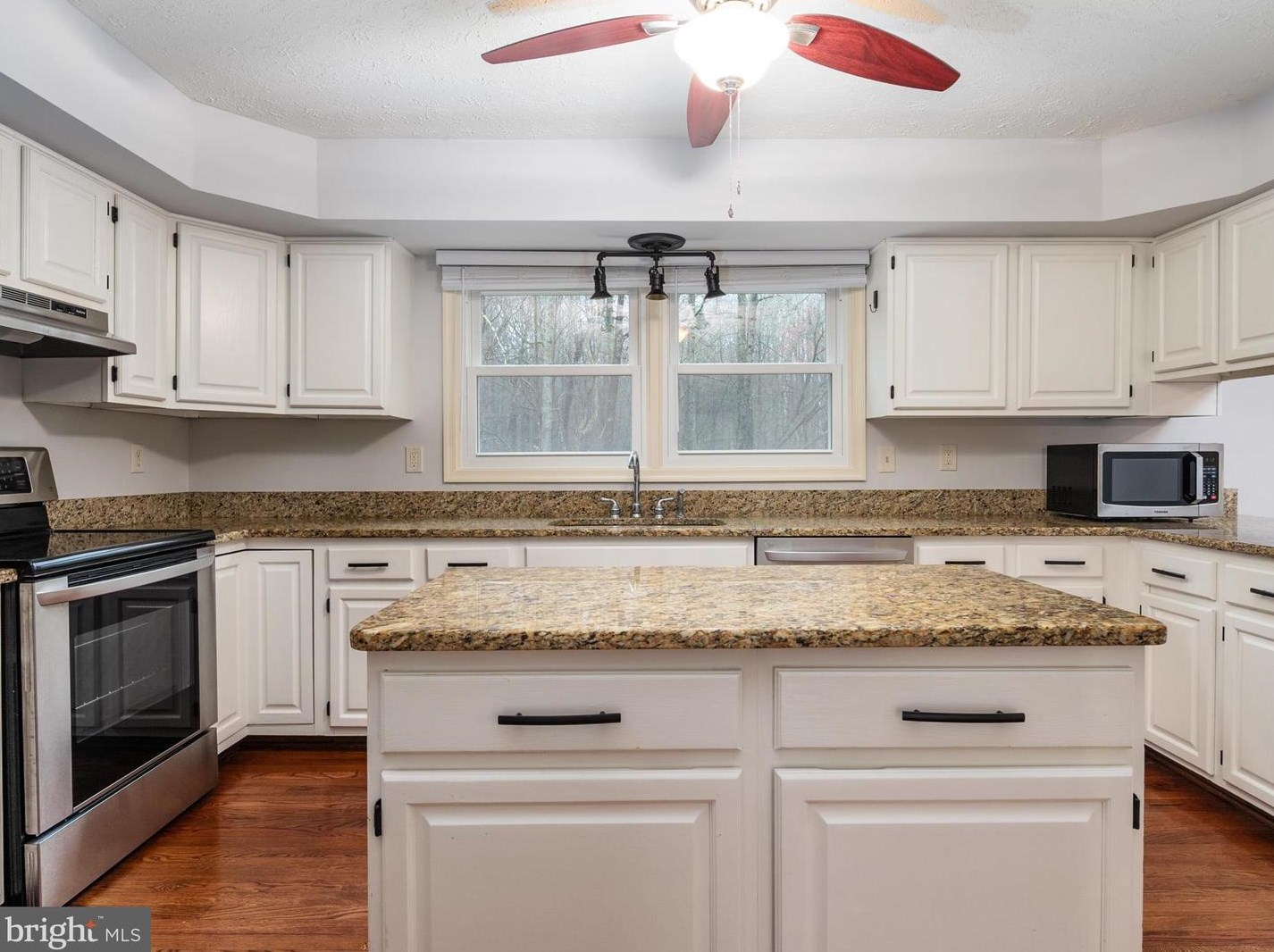 331 Greenridge Dr, Dunkirk MD 20754-2109 exterior