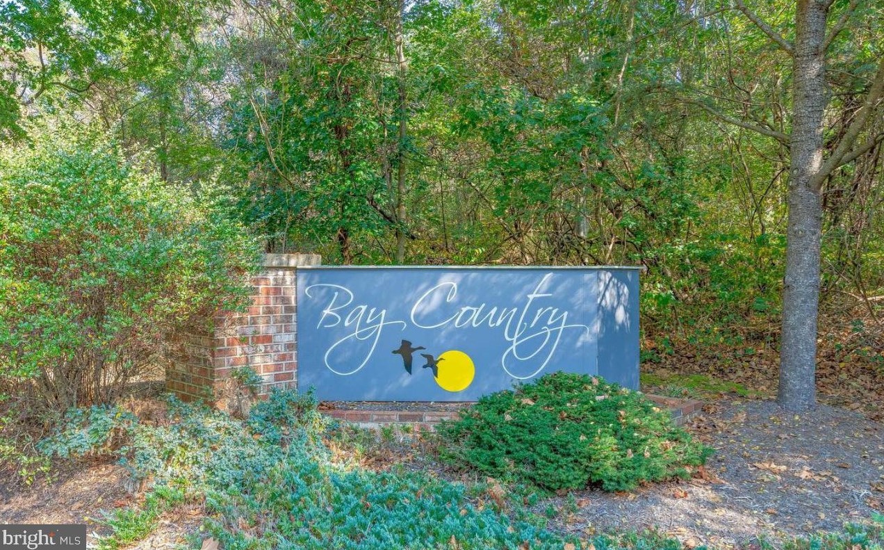 331 Greenridge Dr, Dunkirk MD 20754-2109 exterior