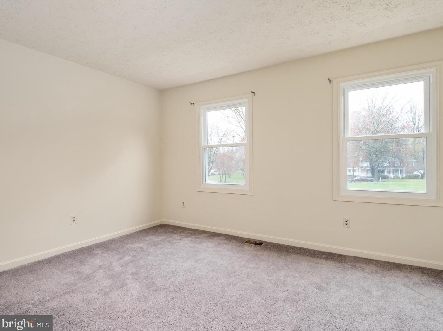 331 Greenridge Dr, Dunkirk MD 20754-2109 exterior