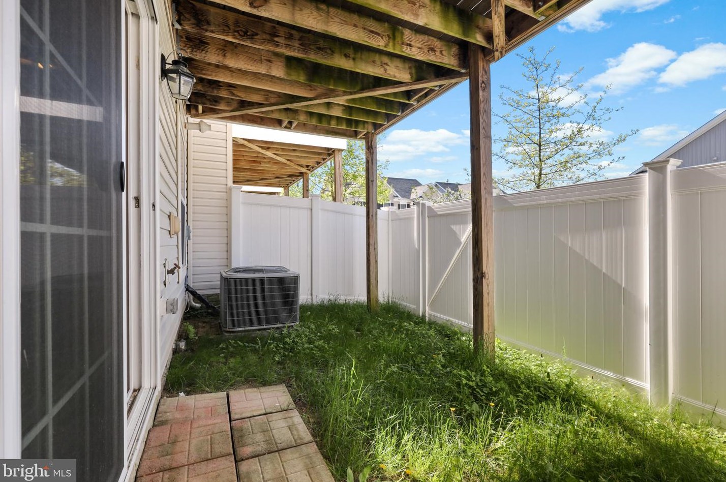 1816 Encore Ter, Severn MD 21144-1174 exterior