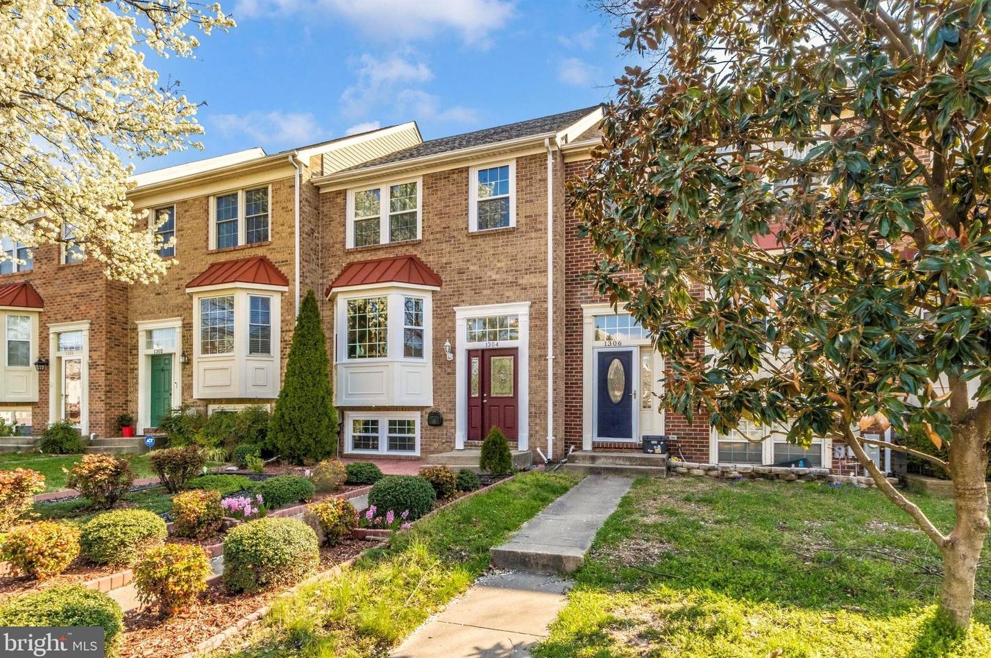 1304 Waterway Ct, Baltimore, MD 21226-2142