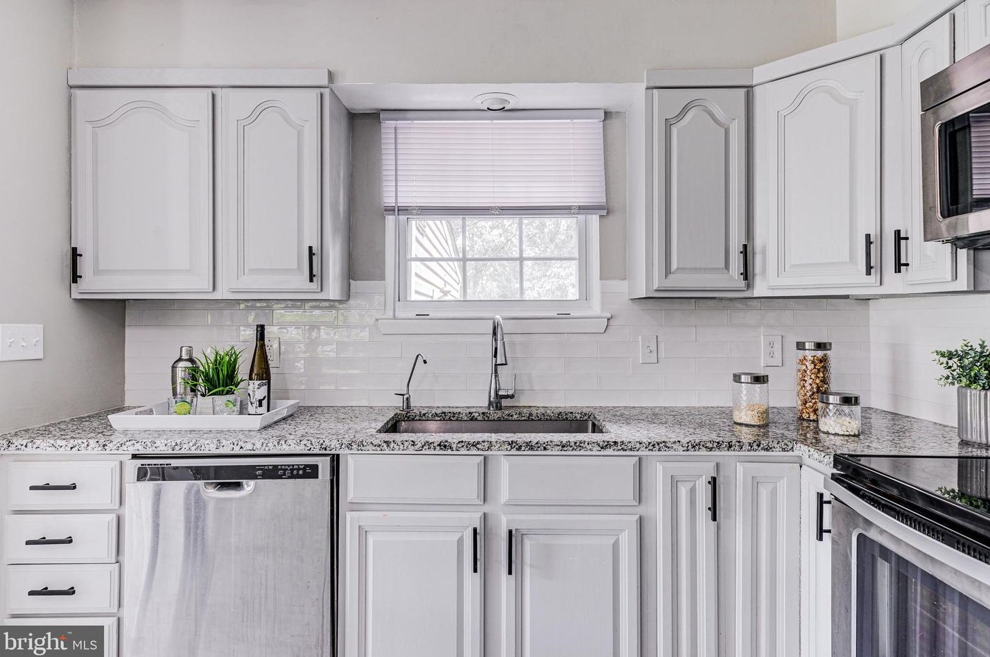 26 Carolina Ave, Riviera Beach MD  21122-5438 exterior