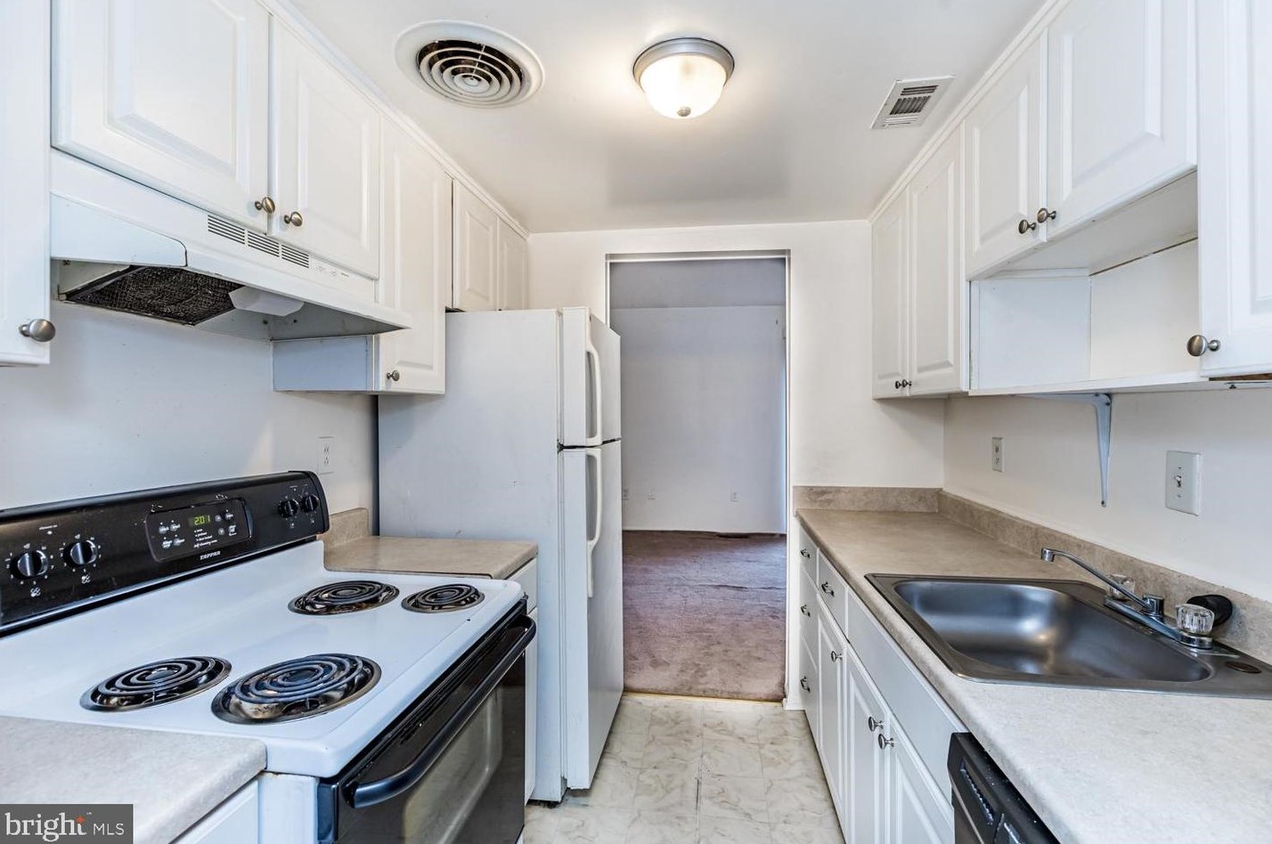 1851 Hawk Ct, Severn MD  21144-3114 exterior