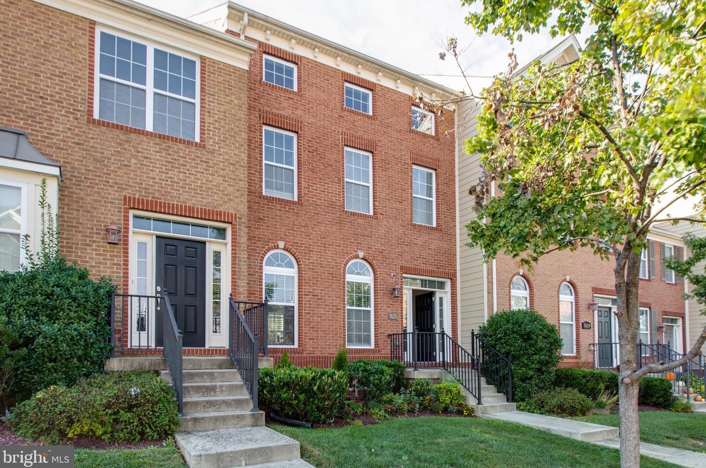 7621 Elmcrest Rd, Baltimore MD  21076-1954 exterior