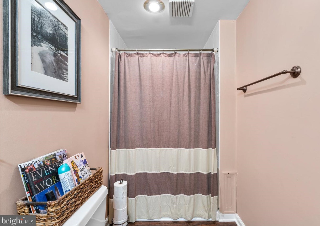 566 Whitney Rd, Severna Park MD 21146-3434 exterior