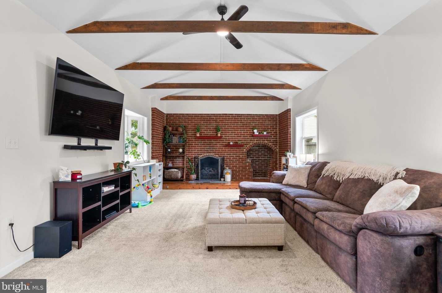 566 Whitney Rd, Severna Park MD 21146-3434 exterior