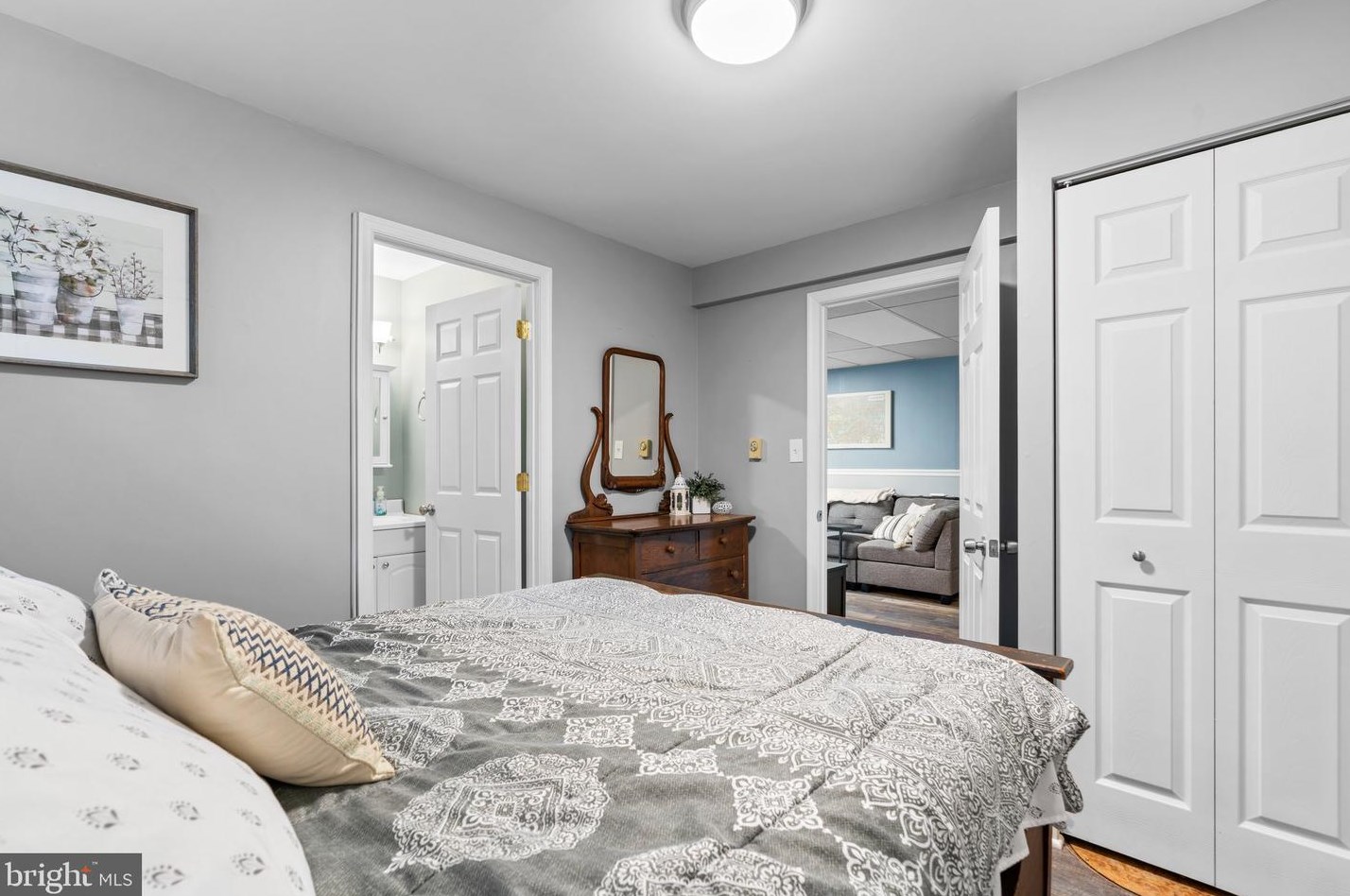 566 Whitney Rd, Severna Park MD 21146-3434 exterior