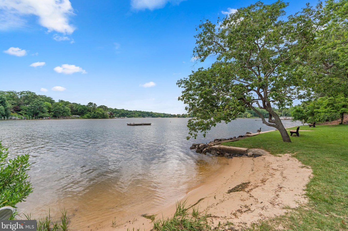 566 Whitney Rd, Severna Park MD 21146-3434 exterior