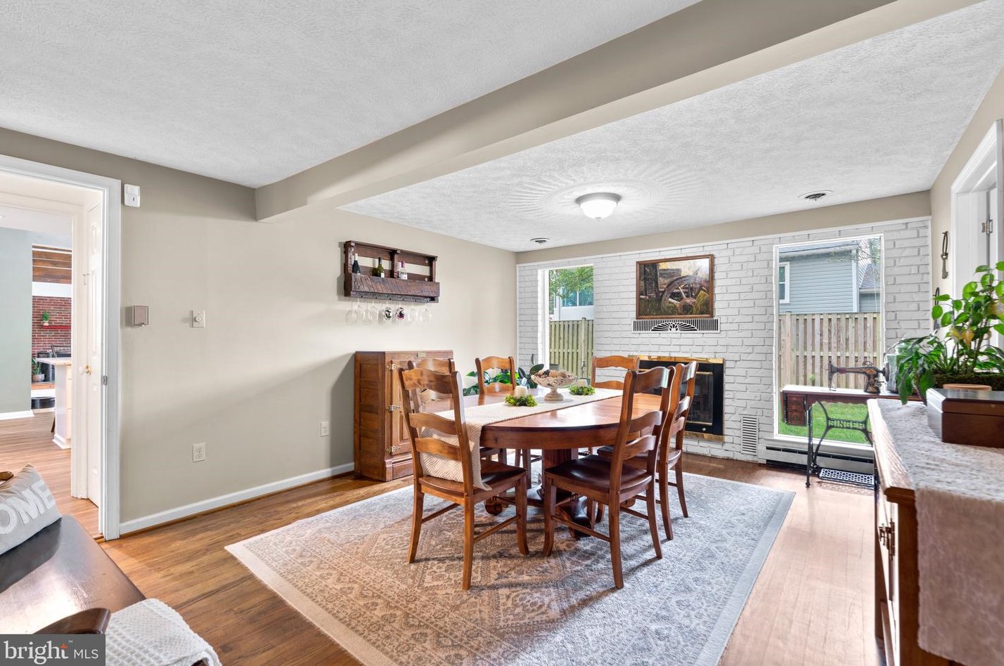 566 Whitney Rd, Severna Park MD 21146-3434 exterior