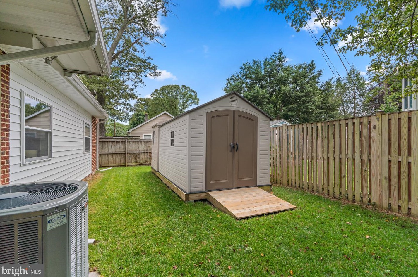 566 Whitney Rd, Severna Park MD 21146-3434 exterior