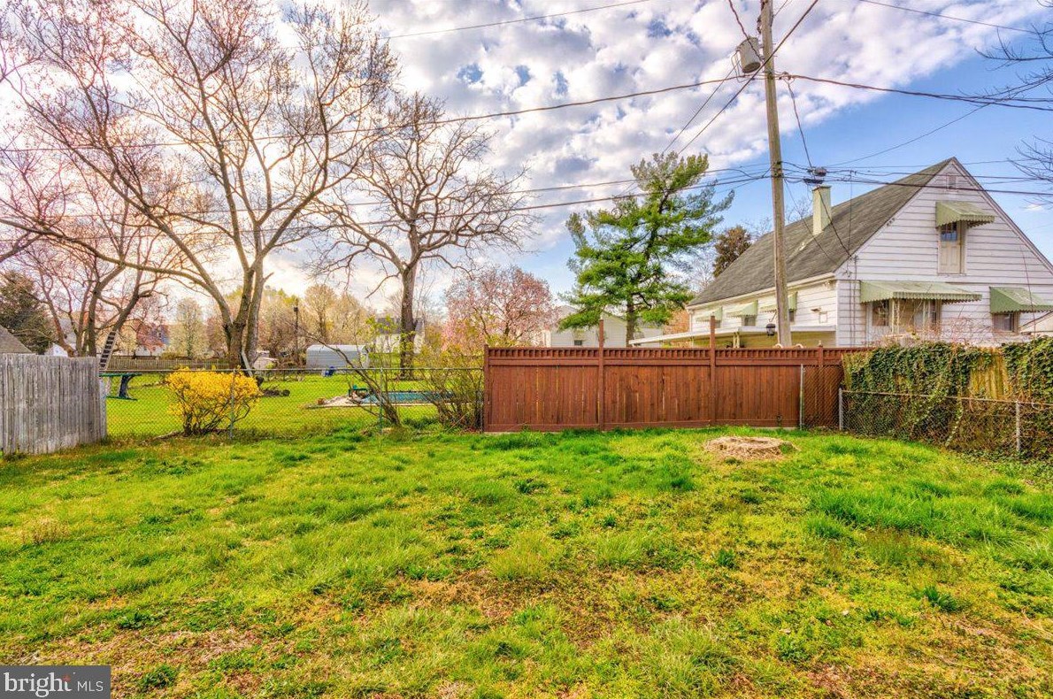 283 Hillside Ter, Baltimore MD  21225-3015 exterior