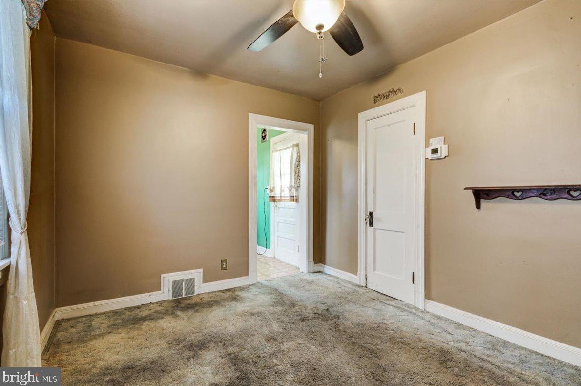 283 Hillside Ter, Baltimore MD  21225-3015 exterior