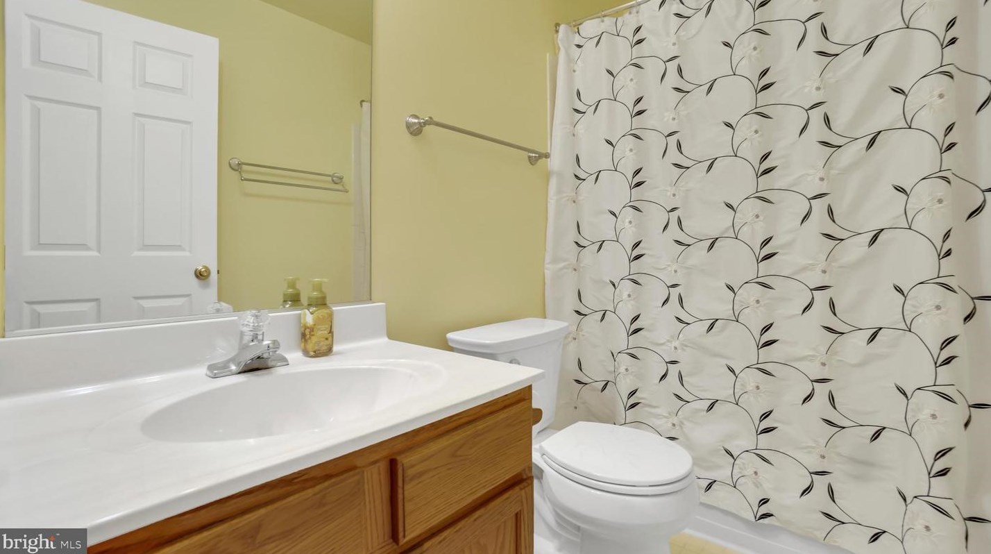 2708 Strongs Ct, Crofton MD  21114-3149 exterior