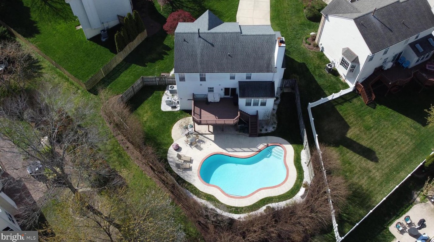 2708 Strongs Ct, Crofton MD  21114-3149 exterior