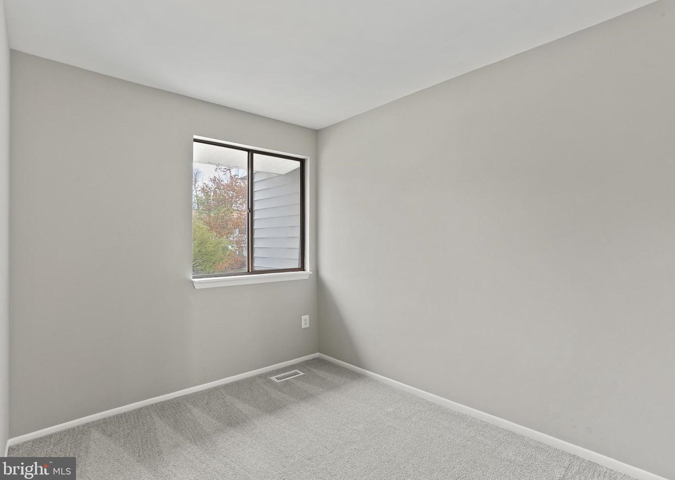 1639 Fendall Ct, Crofton MD 21114-1721 exterior