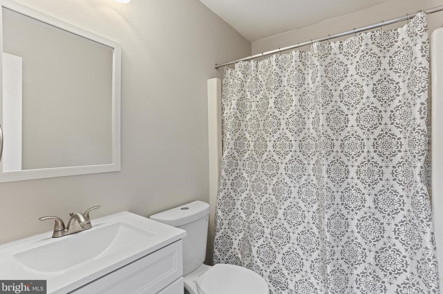 1639 Fendall Ct, Crofton MD 21114-1721 exterior