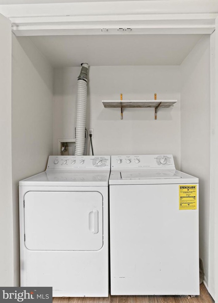 1639 Fendall Ct, Crofton MD 21114-1721 exterior