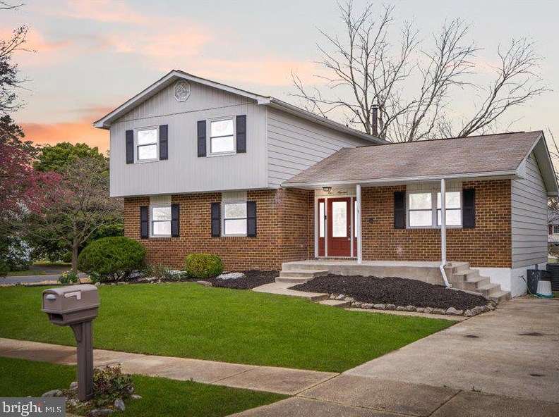 400 Elmwood Ct, Arnold, MD 21012