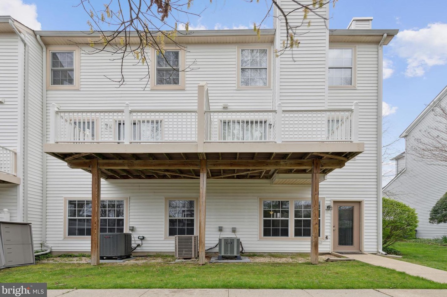 1606 Fallowfield Ct, Crofton MD  21114-1427 exterior