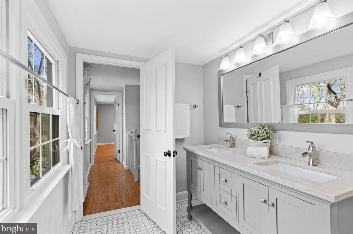 6 Holly Path, Severna Park MD  21146-4543 exterior